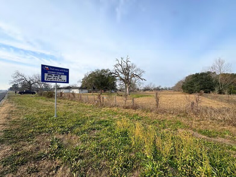 More Photos Of 24811 N Highway 6, Hempstead Land For Sale