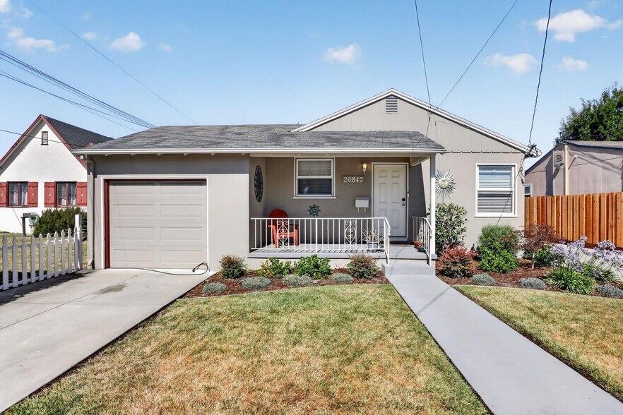 Primary Photo Of 20847 Chester St, Castro Valley Multifamily For Sale