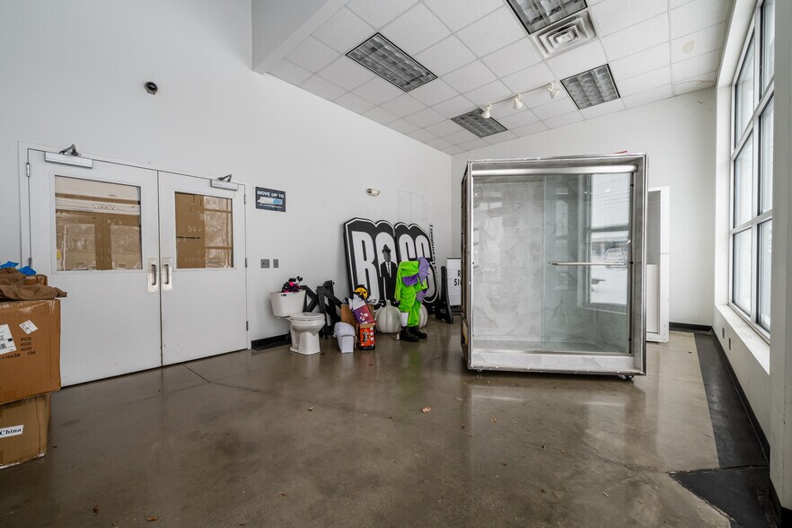 More Photos Of 2188 M 139, Benton Harbor Storefront Retail Office For Sale
