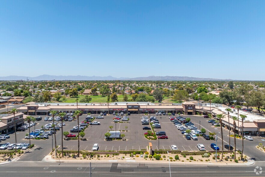 More Photos Of 610 N Alma School Rd, Chandler General Retail For Lease