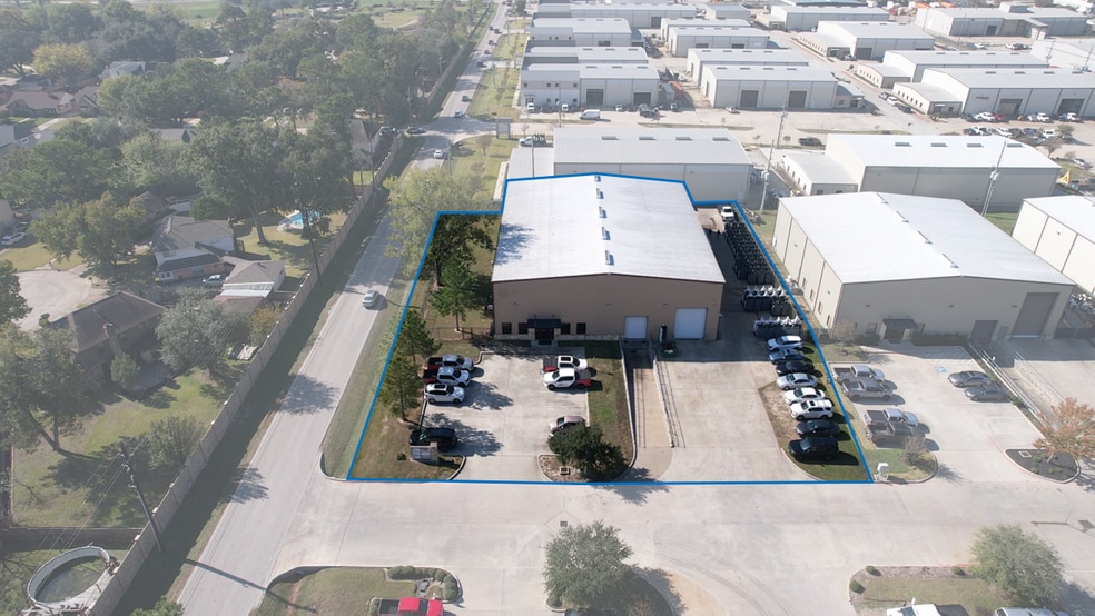 More Photos Of 6770 Bourgeois Rd, Houston Warehouse For Lease