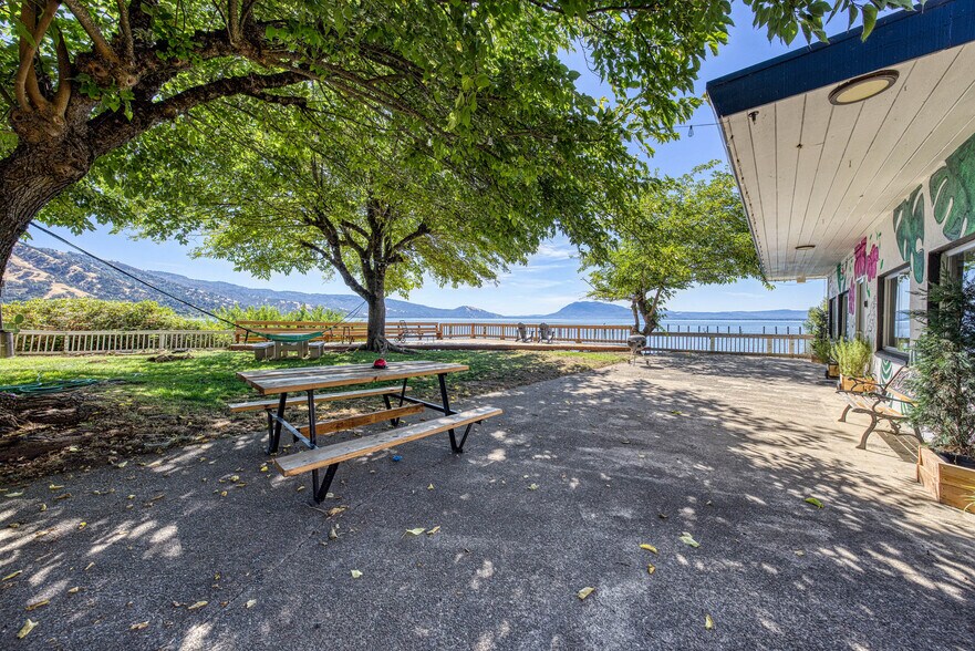 More Photos Of 2985 Lakeshore Blvd, Upper Lake Manufactured Housing Mobile Home Park For Sale