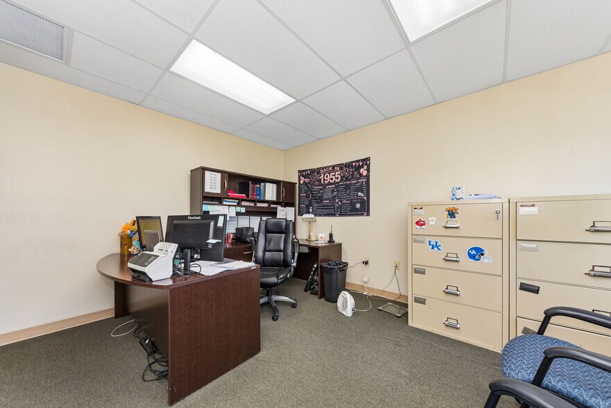 More Photos Of 675 W Plane St, Bethel Freestanding For Sale