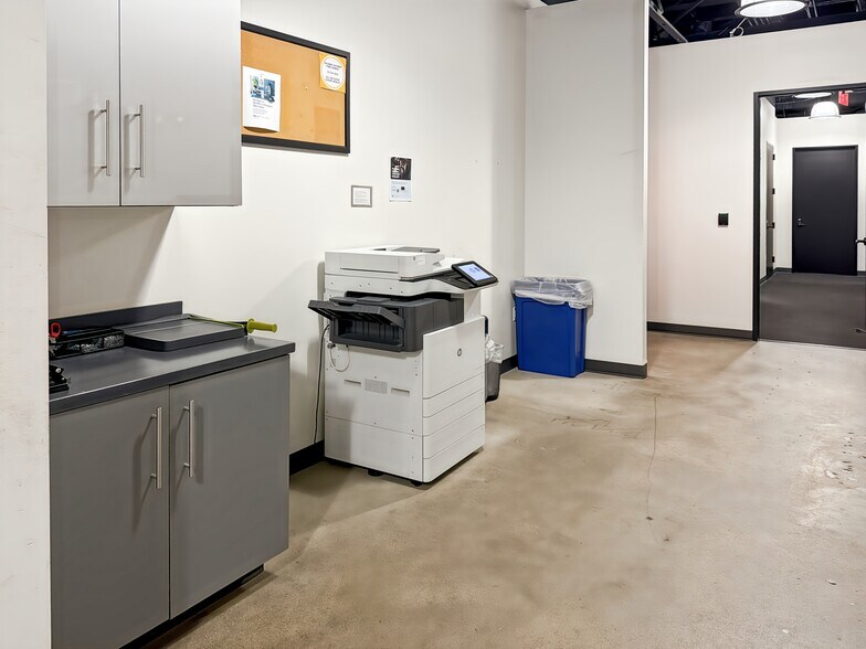 More Photos Of 2021 Guadalupe St, Austin Coworking Space