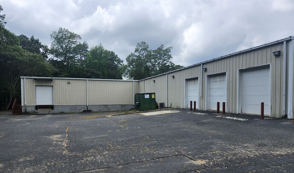 More Photos Of 11601 Grove Park Ct, Richmond Industrial For Sale