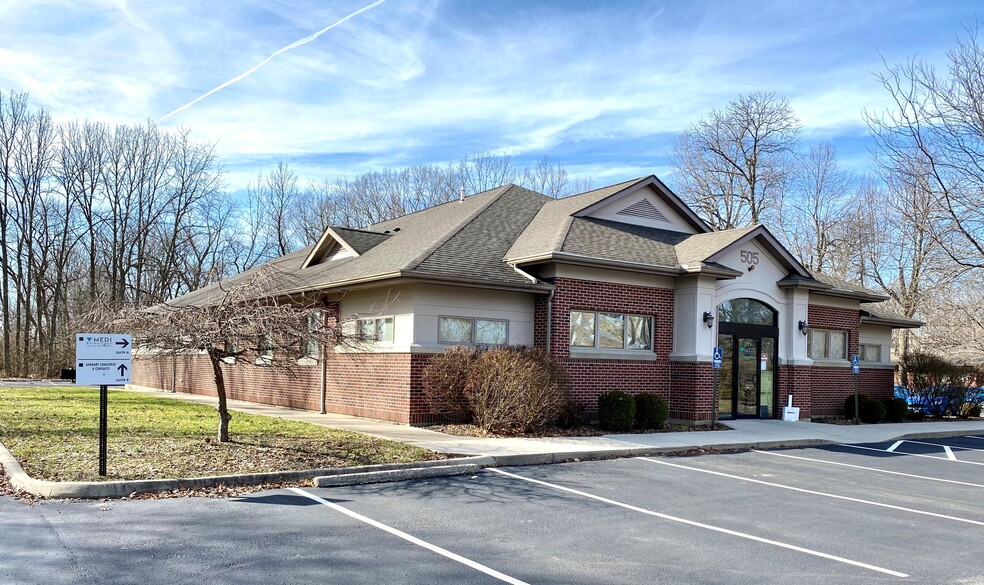 More Photos Of 505 Corporate Center Dr, Vandalia Medical For Lease
