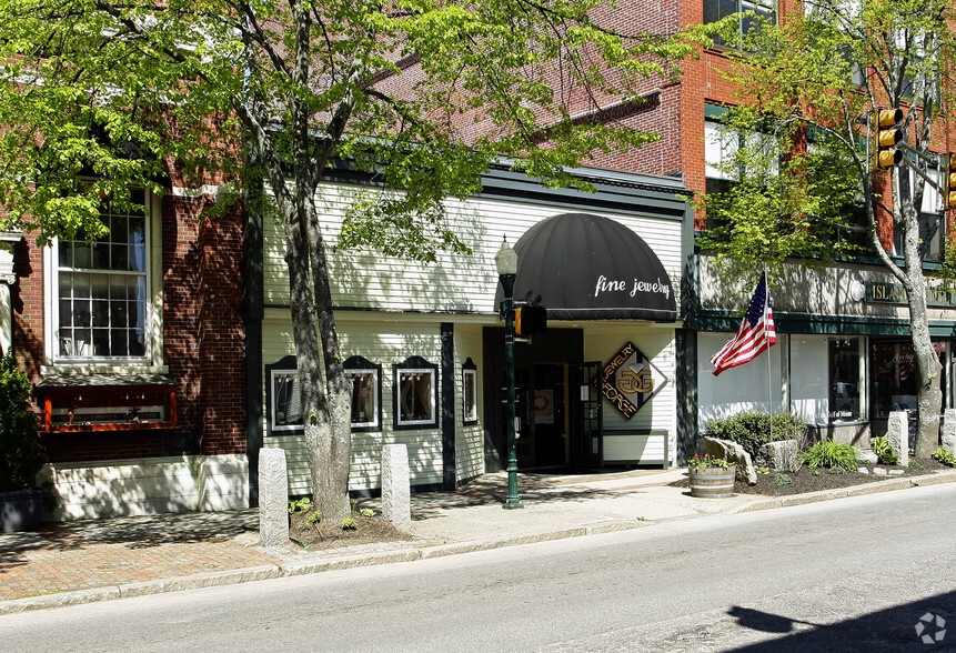 Primary Photo Of 376 Main St, Rockland Storefront For Sale