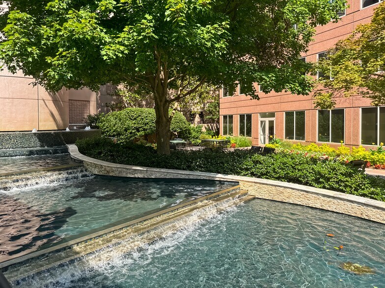 More Photos Of 5555 Glenridge Connector, Atlanta Coworking Space