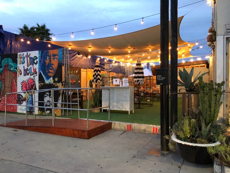 More Photos Of 965 E 4th St, Long Beach Restaurant For Lease