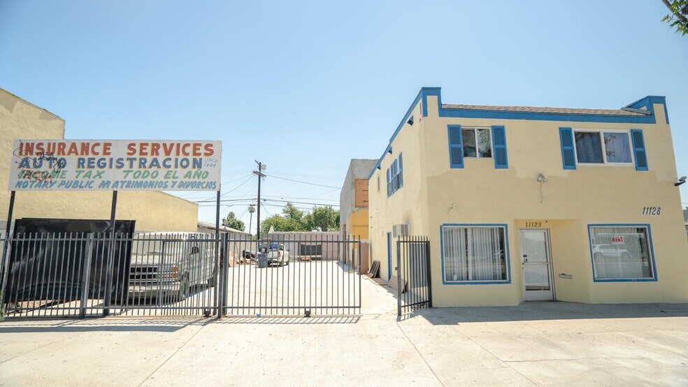More Photos Of 11128-11130 Atlantic Ave, Lynwood Warehouse For Sale