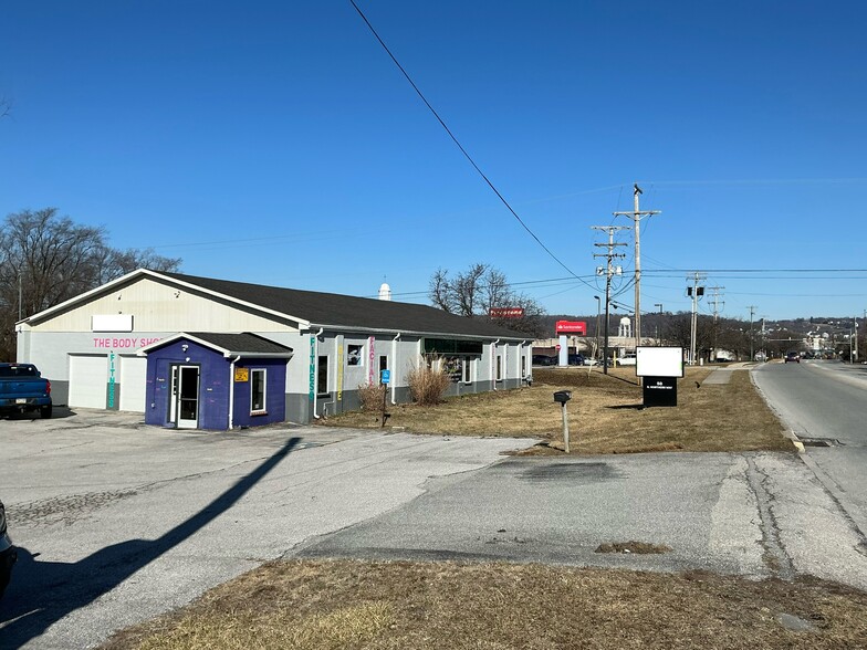 Primary Photo Of 50 N Northern Way, York Storefront Retail Office For Lease