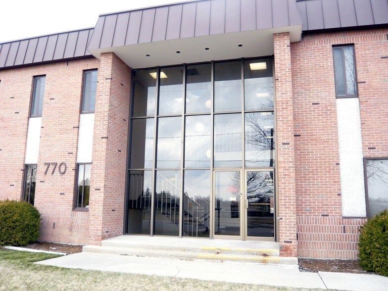 More Photos Of 770 Riverside Ave, Adrian Medical For Lease