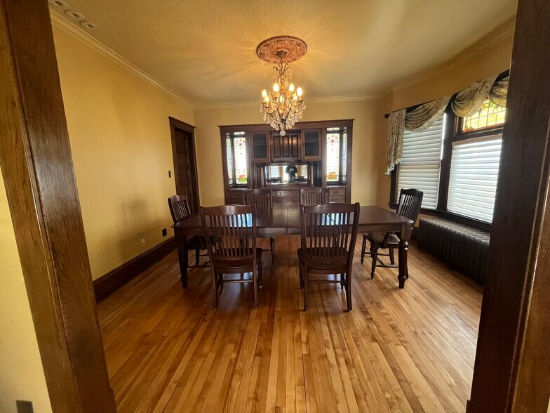 More Photos Of 889 Grand Ave, Saint Paul Office For Lease