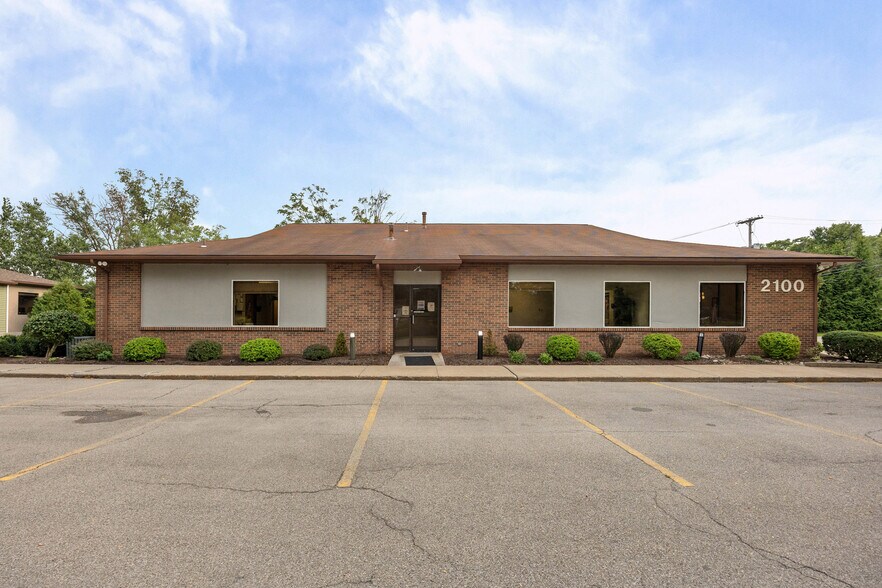 More Photos Of 2100 S Clinton Ave, Rochester Medical For Sale