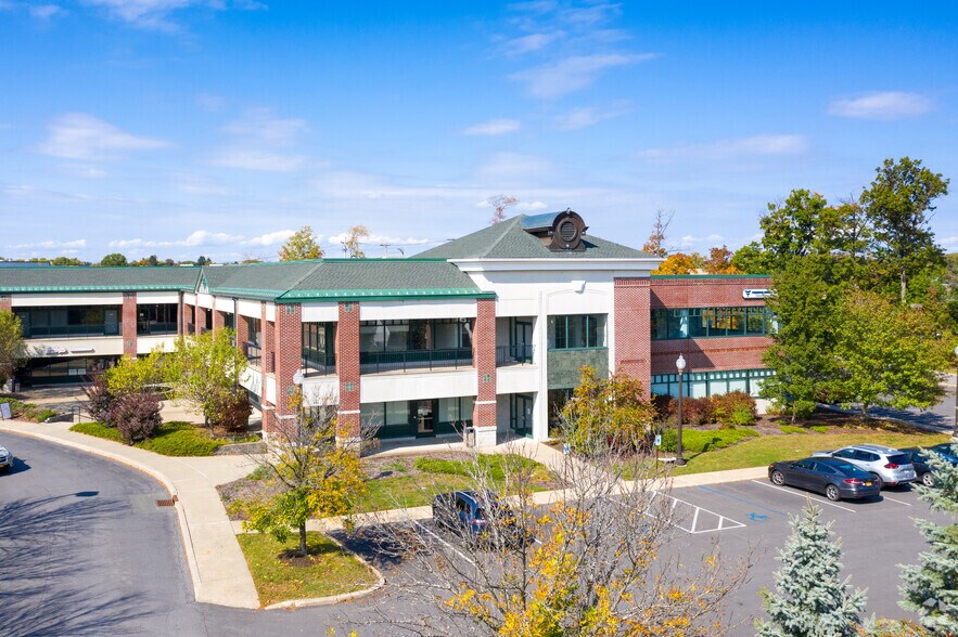 More Photos Of 2303 Nott St E, Niskayuna Unknown For Lease