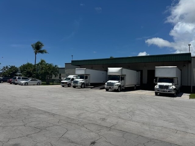 More Photos Of 121 Overseas Hwy, Key West Industrial For Sale
