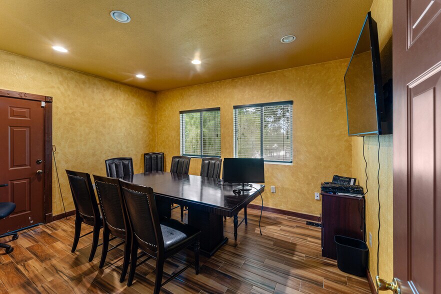 More Photos Of 23111 FM 1462 Rd, Damon Land For Sale