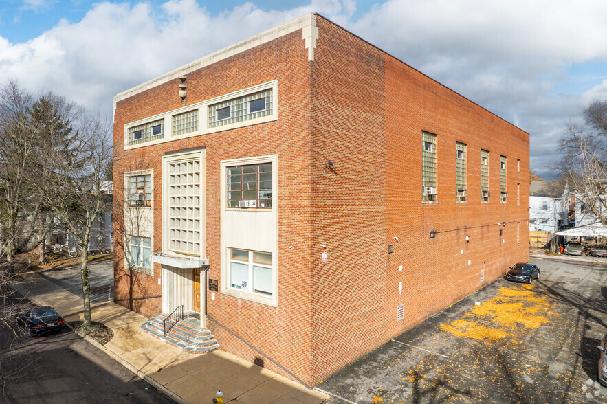 Primary Photo Of 379 Cherry St, Pottstown Office For Sale