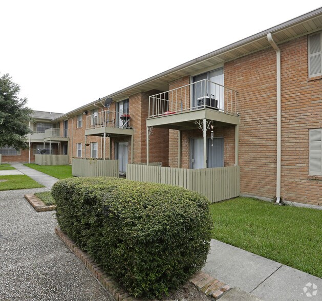 More Photos Of 1901 Lafayette St, Gretna Apartments For Sale