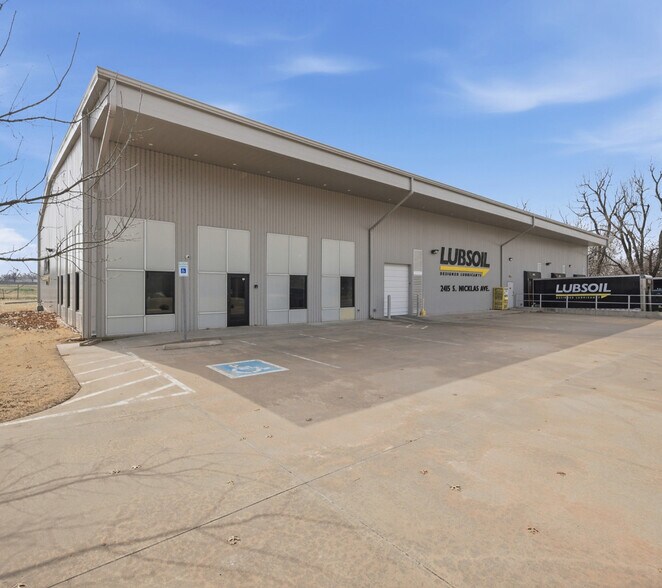 More Photos Of 2415 S Nicklas, Oklahoma City Manufacturing For Lease