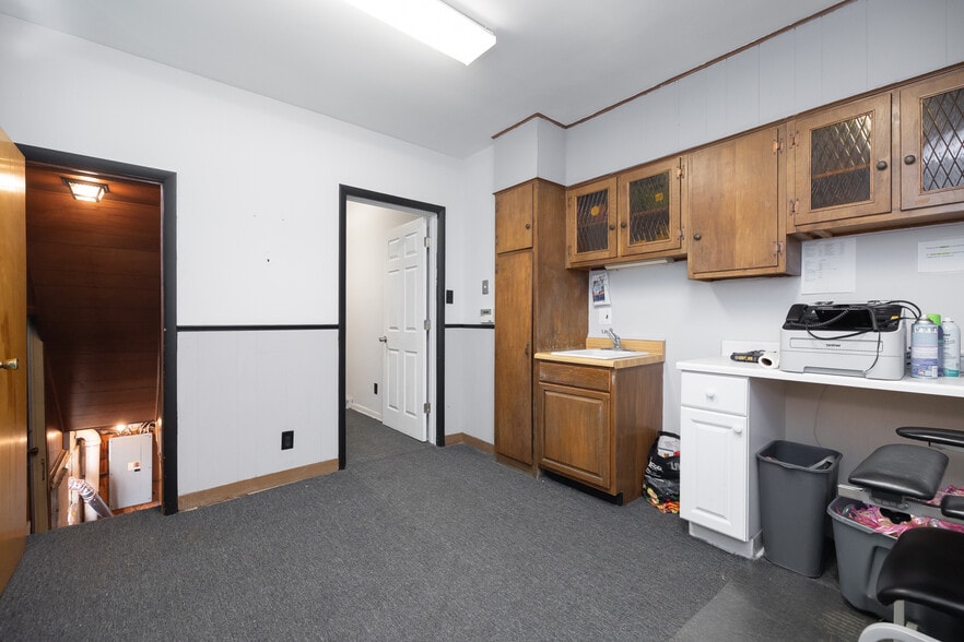 More Photos Of 1017 Market St, Gloucester City Medical For Sale