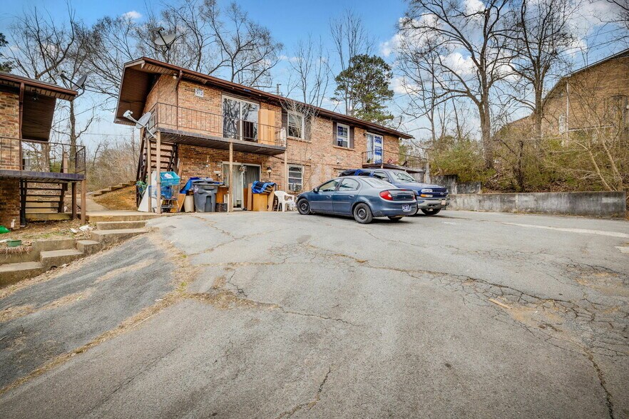 More Photos Of 908 Chadwick Dr, Kingsport Apartments For Sale