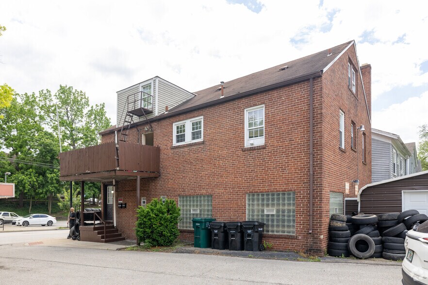 More Photos Of 329-333 Stanley Ave, Cincinnati Storefront Retail Residential For Sale