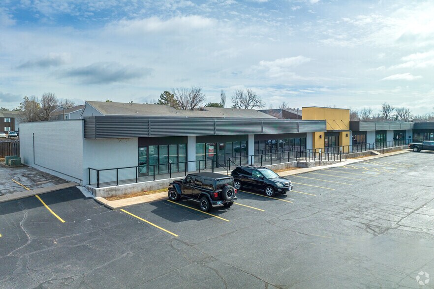 More Photos Of 9120-9146 N Macarthur Blvd, Oklahoma City General Retail For Sale