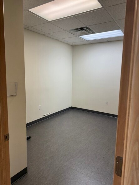 More Photos Of 177 Meadowbrook Ln, Duncansville Rehabilitation Center For Lease