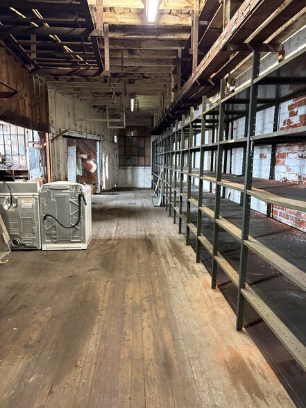 More Photos Of 26 E High St, Pottstown Warehouse For Sale