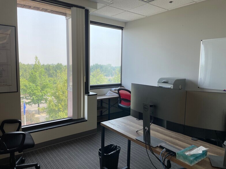 More Photos Of 5190 Neil Rd, Reno Office For Lease