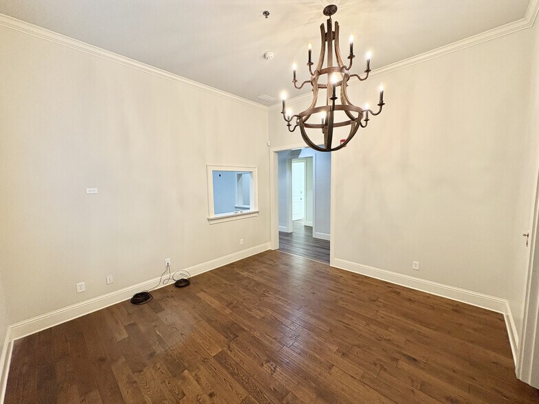 More Photos Of 1129 Lake Oconee Pky, Eatonton Office For Lease