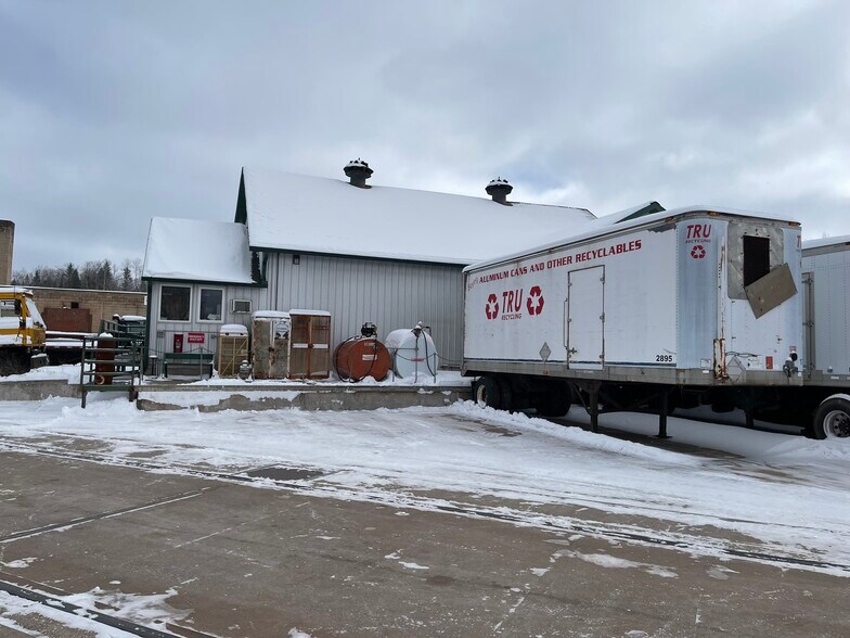 More Photos Of 100 Axle Dr, Caspian Service For Sale