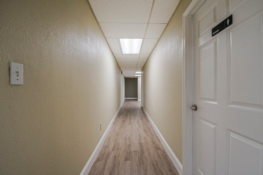 More Photos Of 440 Plumosa Ave, Casselberry Warehouse For Lease