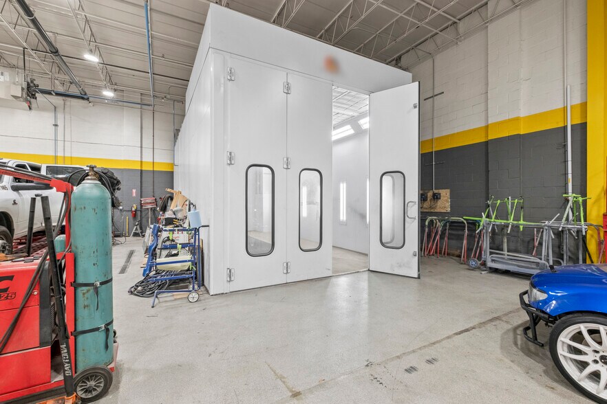 More Photos Of 1529 N 31st Ave, Melrose Park Truck Terminal For Lease