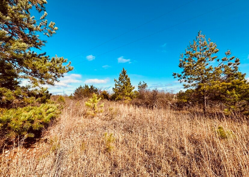 More Photos Of 413 SE Frontage Rd, Winona Land For Sale