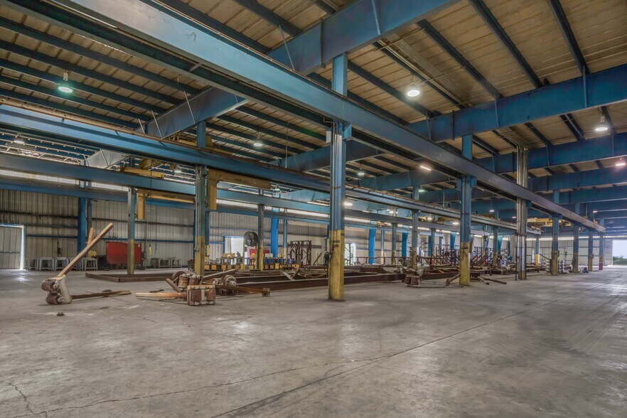 More Photos Of 42134 FM 510, Los Fresnos Manufacturing For Sale
