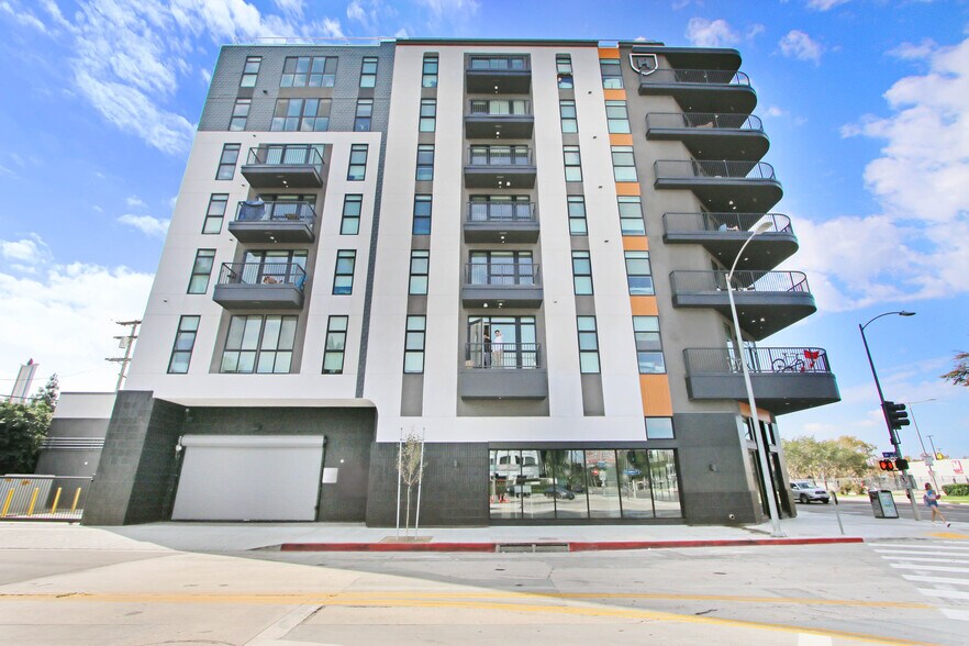 More Photos Of 3800 S Figueroa St, Los Angeles Apartments For Lease