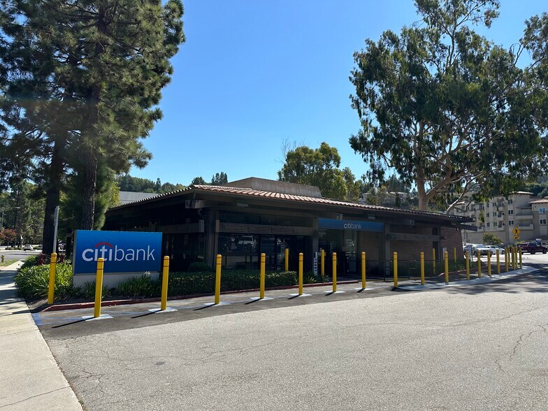 More Photos Of 811-897 Silver Spur Rd, Rolling Hills Estates Unknown For Lease