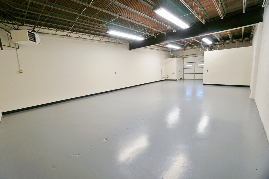 More Photos Of 1148-1174 Taft St, Rockville Warehouse For Lease