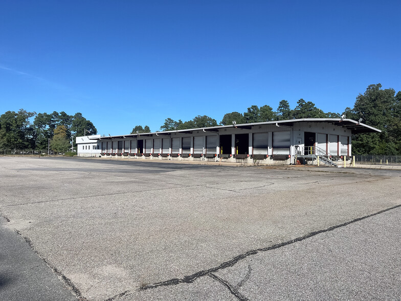 Primary Photo Of 1901 Ware Bottom Spring Rd, Chester Truck Terminal For Lease