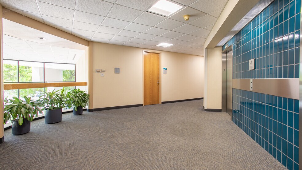 More Photos Of 7350 Sand Lake Commons Blvd, Orlando Medical For Lease