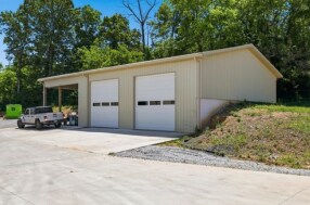 More Photos Of 806 Whitaker Rd, New Market Warehouse For Sale