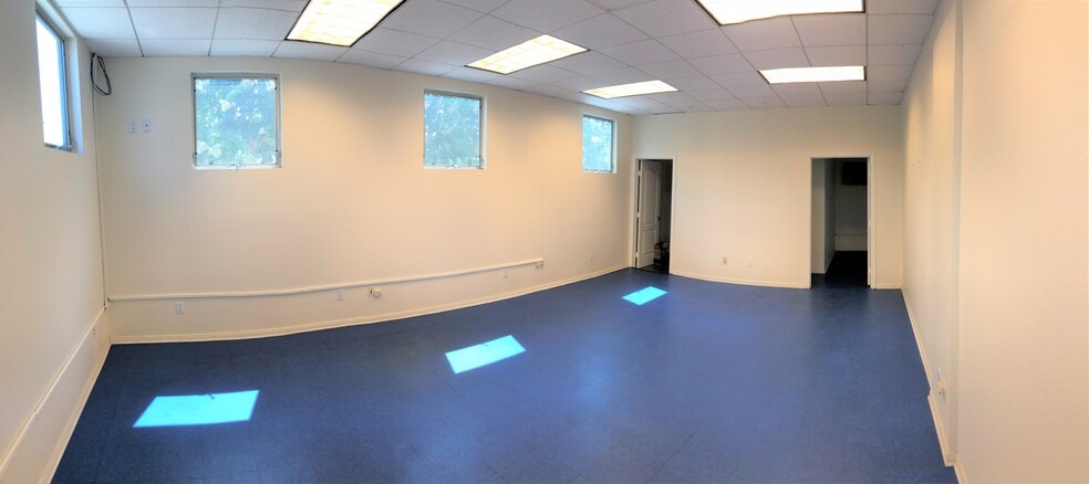 More Photos Of 4620-4620 1/2 E 3rd St, Los Angeles Storefront Retail Office For Sale