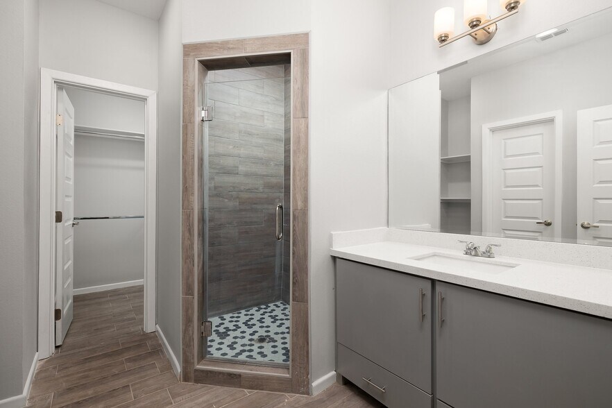 More Photos Of 1601 Hyatt Ave, Pharr Multifamily For Sale