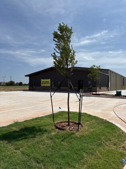 More Photos Of 1500 N Lincoln Blvd, Edmond Unknown For Lease