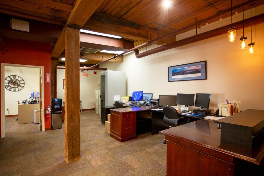 More Photos Of 63 Great Rd, Maynard Loft Creative Space For Lease