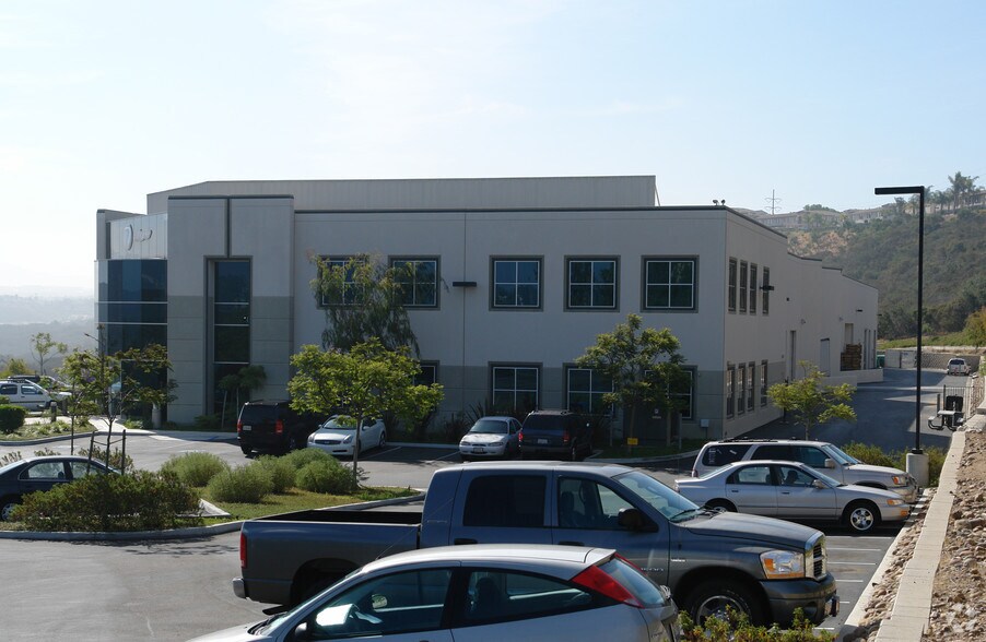 More Photos Of 10637 Scripps Summit Ct, San Diego Warehouse For Sale