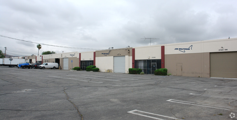 Primary Photo Of 13230-13240 Weidner St, Pacoima Warehouse For Lease