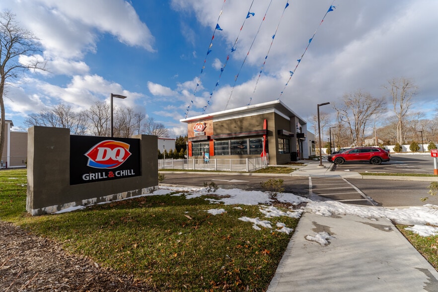 Primary Photo Of 1145 Montauk Hwy, Mastic Fast Food For Lease